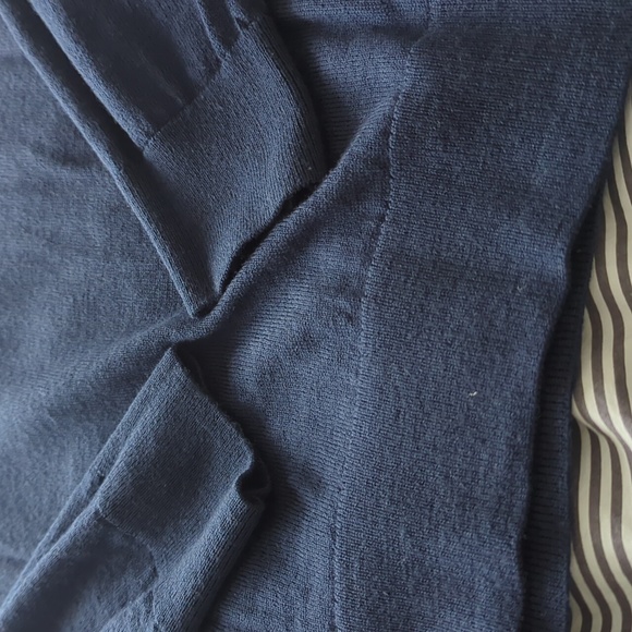 Banana Republic Blue sweater medium - Picture 6 of 6